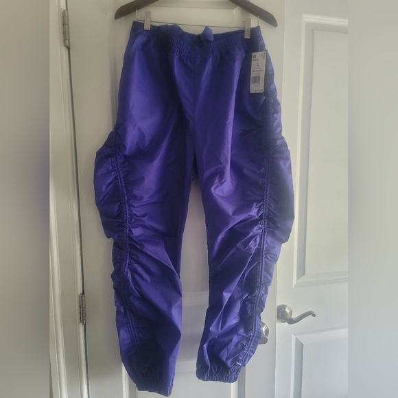 Reebok x Cardi B Woven 2pc Suit Large Ultimate Purple Streetwear - Picture 12 of 15